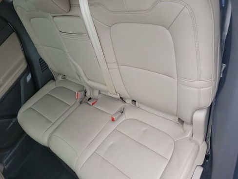 Certified 2024 Lincoln Corsair AWD image 21