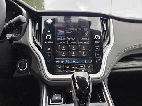 Certified 2025 Subaru Outback Onyx Edition XT w/ Popular Package #2 image 21