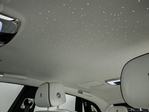 Used 2018 Rolls-Royce Phantom Sedan image 24