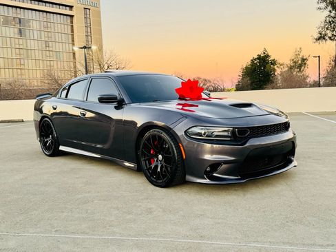 Used 2019 Dodge Charger Scat Pack w/ Daytona Edition image 5