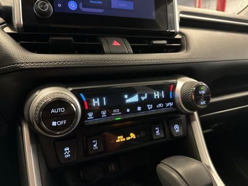 Used 2023 Toyota RAV4 XLE w/ Convenience Package image 26