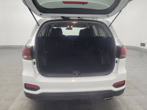 Used 2019 Kia Sorento FWD V6 image 29