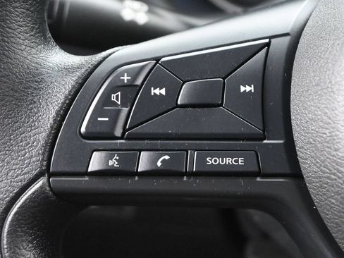 Used 2025 Nissan Kicks Play S FWD image 7