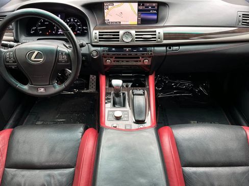 Used 2015 Lexus LS 460 image 3