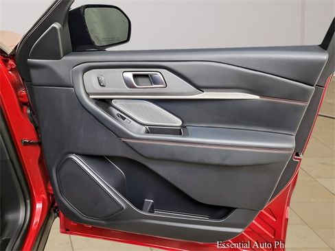 Used 2025 Ford Explorer ST w/ Sun And Sound Package image 28