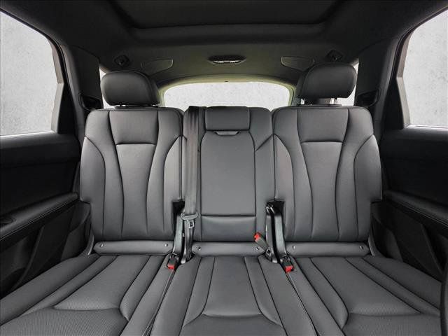New 2026 Audi Q7 3.0T Premium Plus AWD/4WD image 17