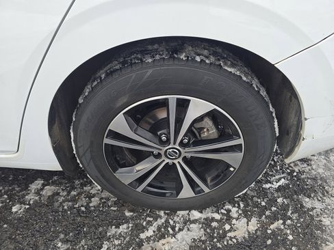 Used 2022 Nissan Sentra SV image 28