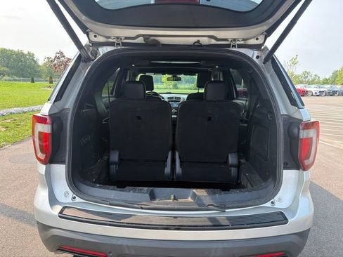 Used 2018 Ford Explorer Sport w/ Ford Safe & Smart Package AWD/4WD image 11