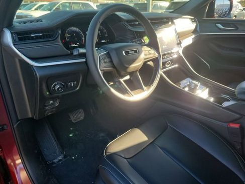 New 2026 Jeep Grand Cherokee Limited w/ Limited Altitude Package AWD/4WD image 17