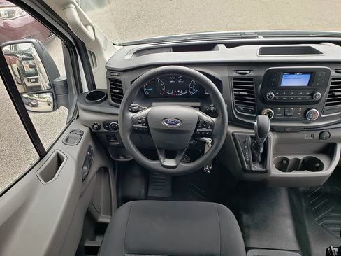 Used 2024 Ford Transit 250 Low Roof w/ Exterior Upgrade Package RWD image 16