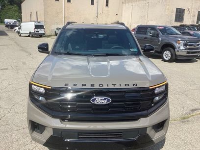 New 2027 Ford Expedition Max Platinum w/ Stealth Performance Package