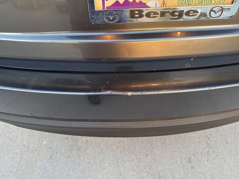 Used 2018 MAZDA CX-5 Touring w/ Preferred Equipment Package FWD image 12