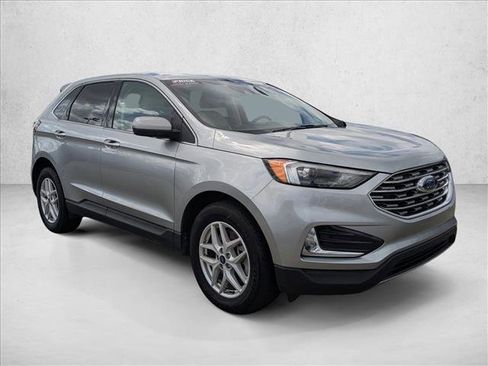 Used 2022 Ford Edge SEL image 3