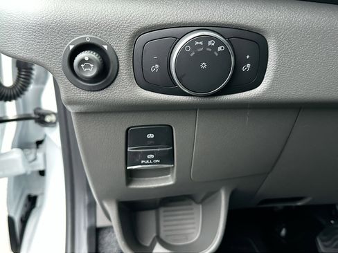 New 2026 Ford Transit 250 148 Medium Roof image 17