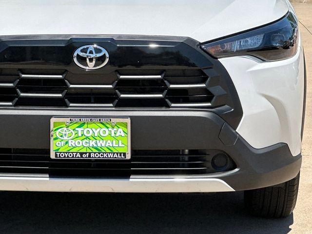 New 2026 Toyota Corolla Cross LE FWD image 8