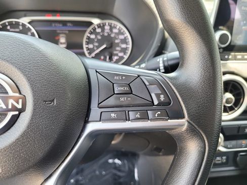 Used 2025 Nissan Sentra SV FWD image 25