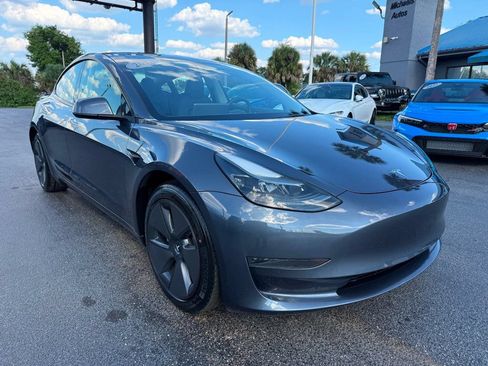 Used 2023 Tesla Model 3 Standard Range RWD image 3