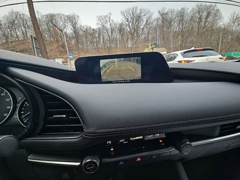 Used 2022 MAZDA MAZDA3 s image 10