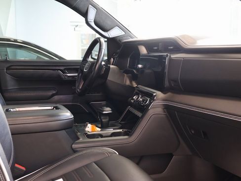 Certified 2022 GMC Sierra 1500 AT4X image 42