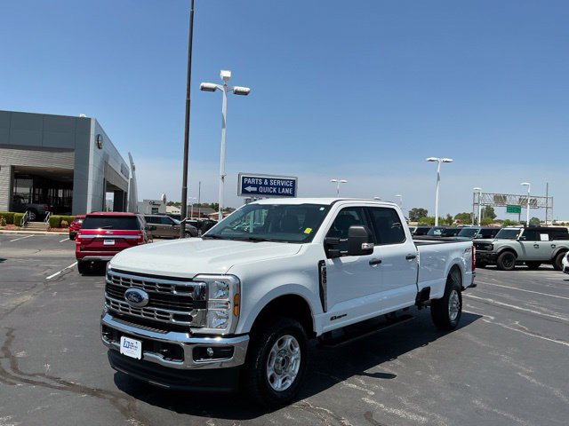 Used 2026 Ford F350 XLT AWD/4WD image 7
