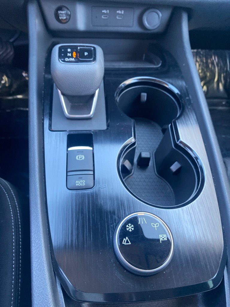 Certified 2025 Nissan Rogue SV AWD/4WD image 15