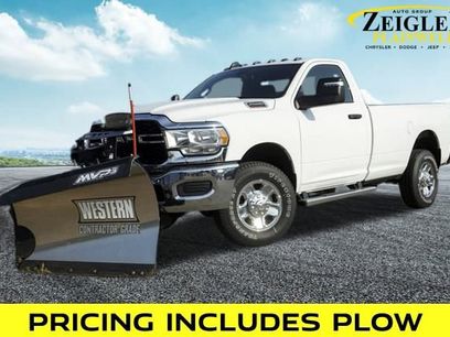 New 2024 RAM 2500 Tradesman w/ Chrome Appearance Group