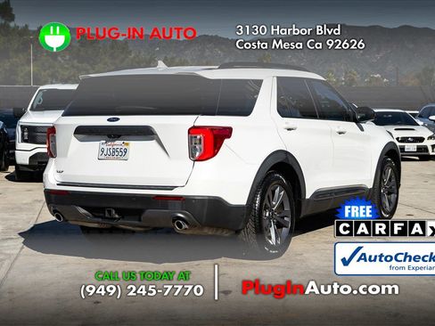 Used 2023 Ford Explorer XLT w/ Equipment Group 202A image 4