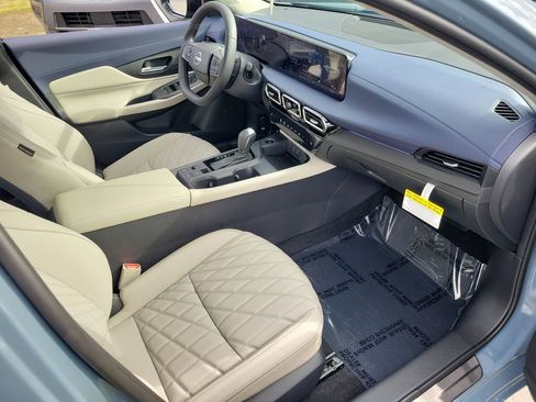 New 2026 Nissan Sentra SL w/ Floor Mat Package image 12