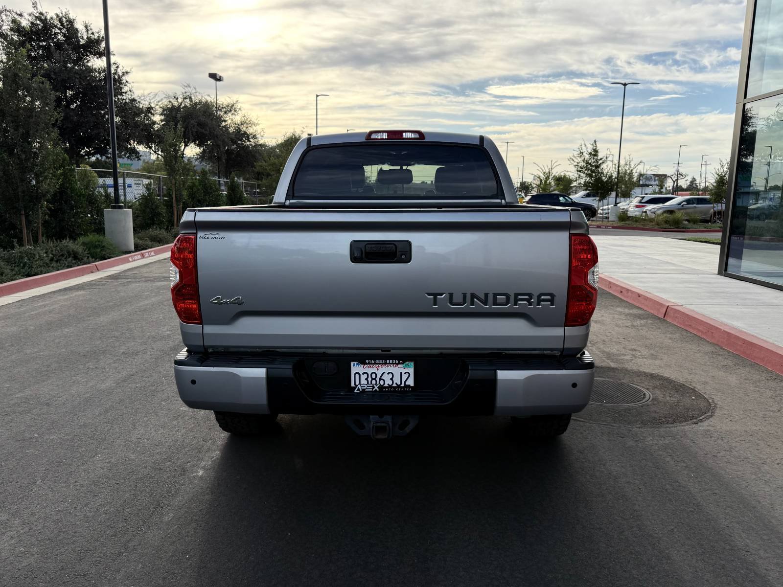 Used 2015 Toyota Tundra Platinum AWD/4WD image 8