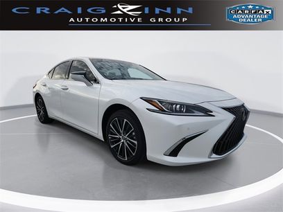New 2025 Lexus ES 300h w/ Premium Package
