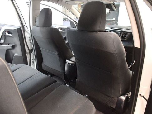 Used 2017 Toyota RAV4 XLE FWD image 36
