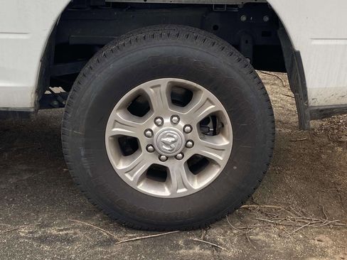 Used 2024 RAM 2500 Big Horn image 9