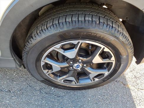 Used 2018 Subaru Crosstrek 2.0i Premium image 7
