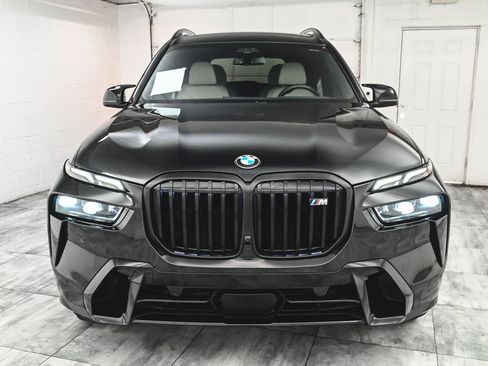 Used 2023 BMW X7 M60i w/ Executive Package AWD/4WD image 2