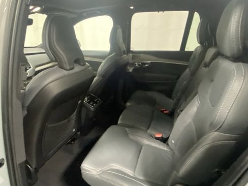 Certified 2024 Volvo XC90 B6 Ultimate w/ Protection Package Premier image 13