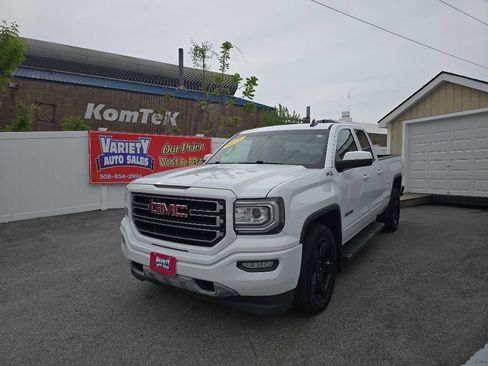 Used 2017 GMC Sierra 1500 SLE w/ Elevation Edition AWD/4WD image 12