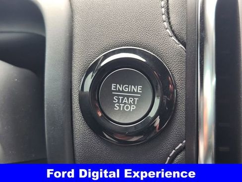 New 2026 Ford Expedition Platinum w/ Stealth Appearance Package AWD/4WD image 21