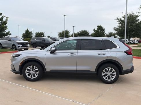Used 2025 Honda CR-V LX image 6