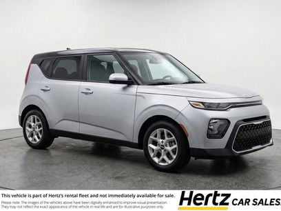 Used 2025 Kia Soul LX w/ LX Technology Package