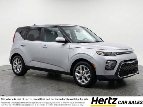 Used 2025 Kia Soul LX w/ LX Technology Package image 1