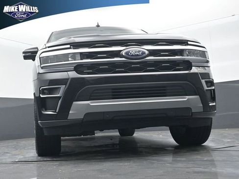 Used 2024 Ford Expedition Max Limited image 18