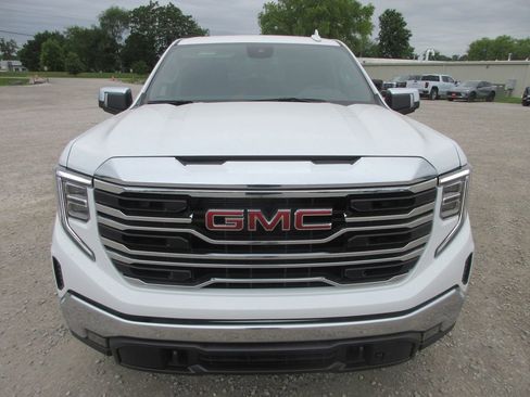 New 2026 GMC Sierra 1500 SLT w/ SLT Premium Package AWD/4WD image 12