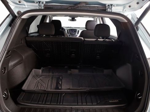 Used 2022 Chevrolet Equinox LT image 10