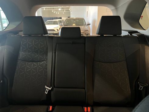 Used 2025 Toyota RAV4 XLE image 38