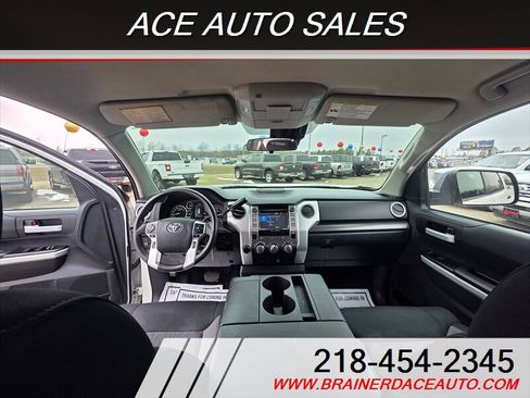 Used 2018 Toyota Tundra SR5 w/ TRD Off Road Package image 10