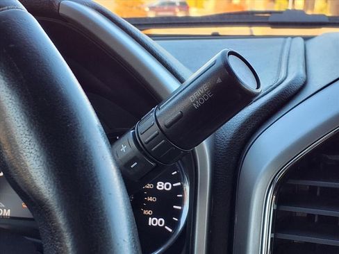 Used 2021 Ford F250 Lariat w/ Lariat Ultimate Package image 19