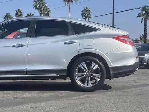 Used 2013 Honda Crosstour EX image 4