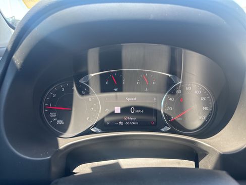 Used 2022 GMC Terrain AT4 w/ Infotainment Package II AWD/4WD image 12