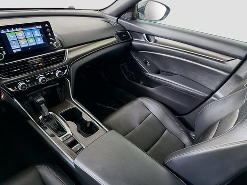 Used 2022 Honda Accord Sport image 24