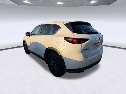 Used 2019 MAZDA CX-5 Touring FWD image 2